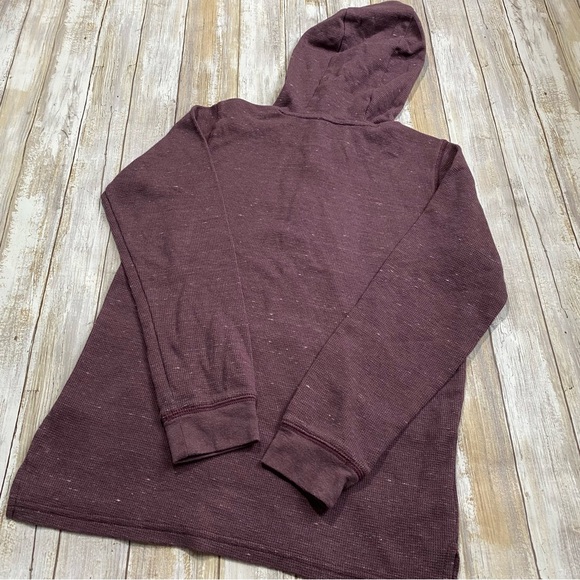 🛍️ 4/$20 Carter’s Waffled Hoodie - Picture 3 of 7